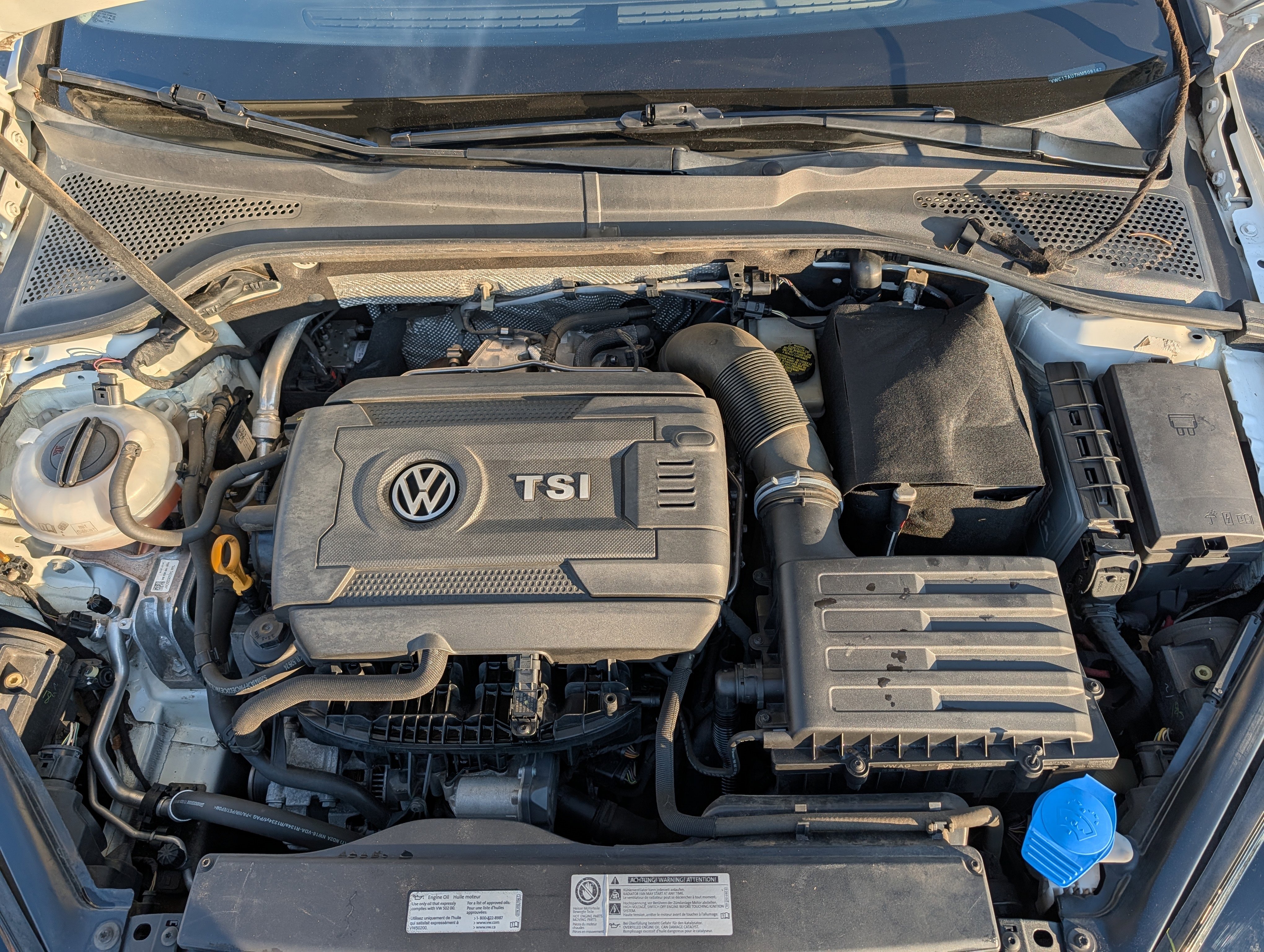 Used 2017 Volkswagen Golf S image 22