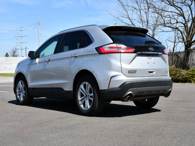 Used 2019 Ford Edge SEL w/ Equipment Group 201A image 5