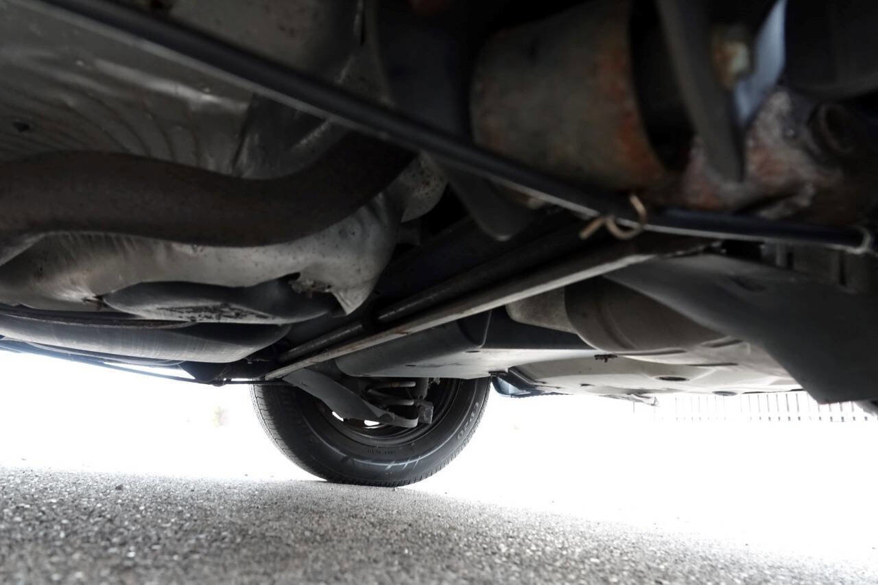 Used 2005 Volkswagen Golf GL image 72