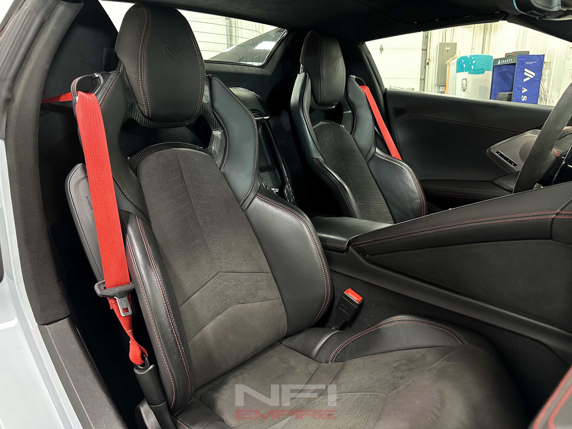 Used 2021 Chevrolet Corvette Stingray Premium Conv w/ Z51 Performance Package RWD image 36