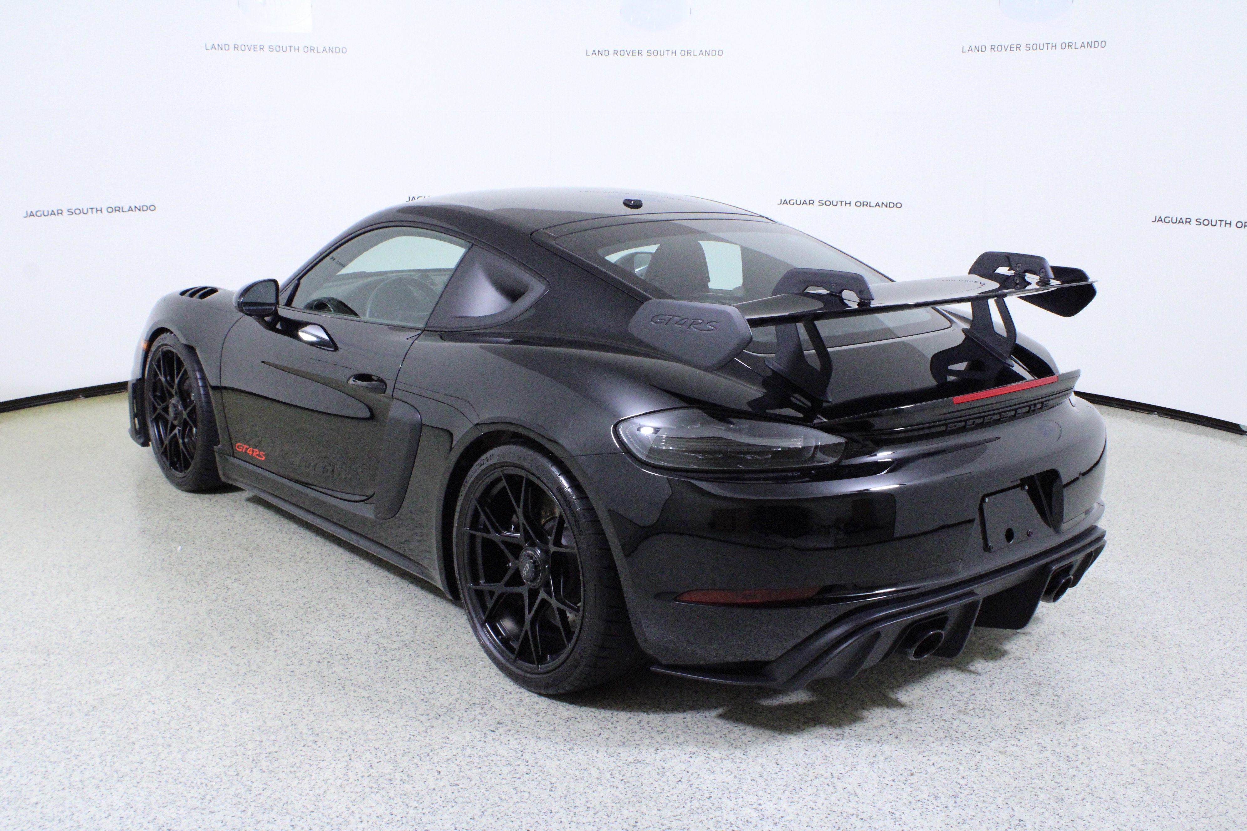 Used 2023 Porsche 718 Cayman GT4 RS image 5