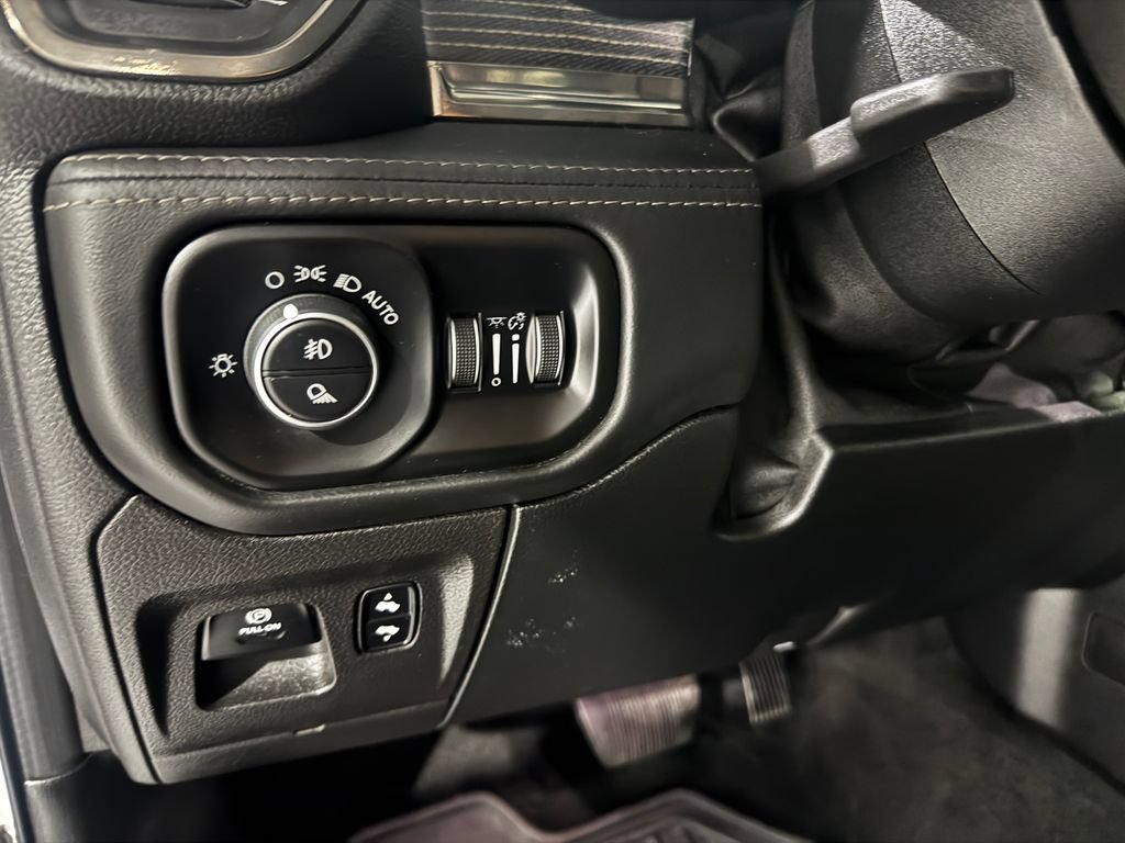 Used 2020 RAM 1500 Limited AWD/4WD image 33
