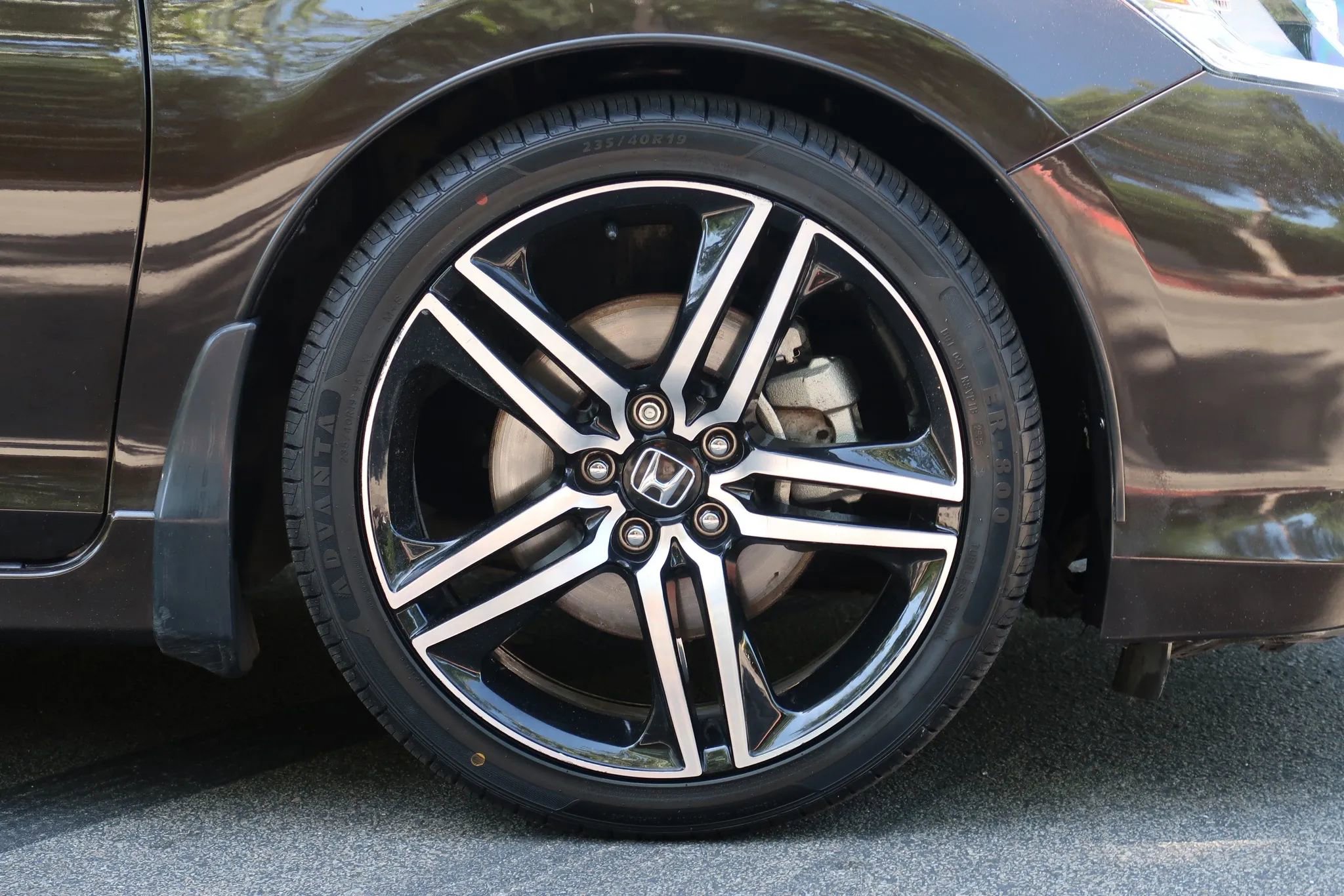 Used 2016 Honda Accord Sport image 9