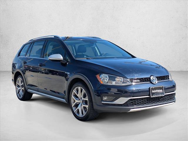 Used 2017 Volkswagen Golf Alltrack SEL image 3