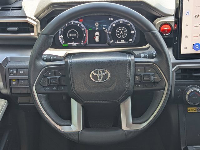 Used 2025 Toyota 4Runner TRD Off-Road Premium AWD/4WD image 20