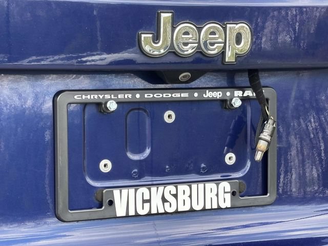 Used 2018 Jeep Renegade Latitude FWD image 34