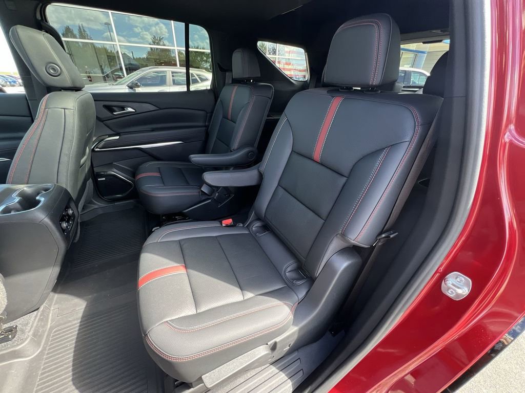 Certified 2024 Chevrolet Traverse RS w/ LPO, Floor Liner Package image 26