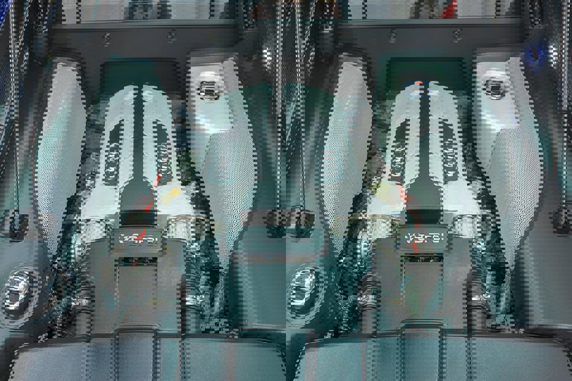 Used 2015 Audi R8 V8 image 24