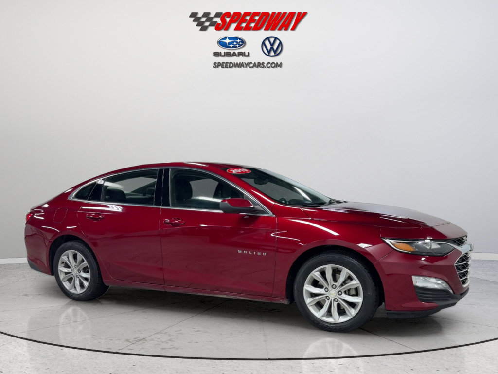 Used 2019 Chevrolet Malibu LT w/ Driver Confidence Package II FWD image 3