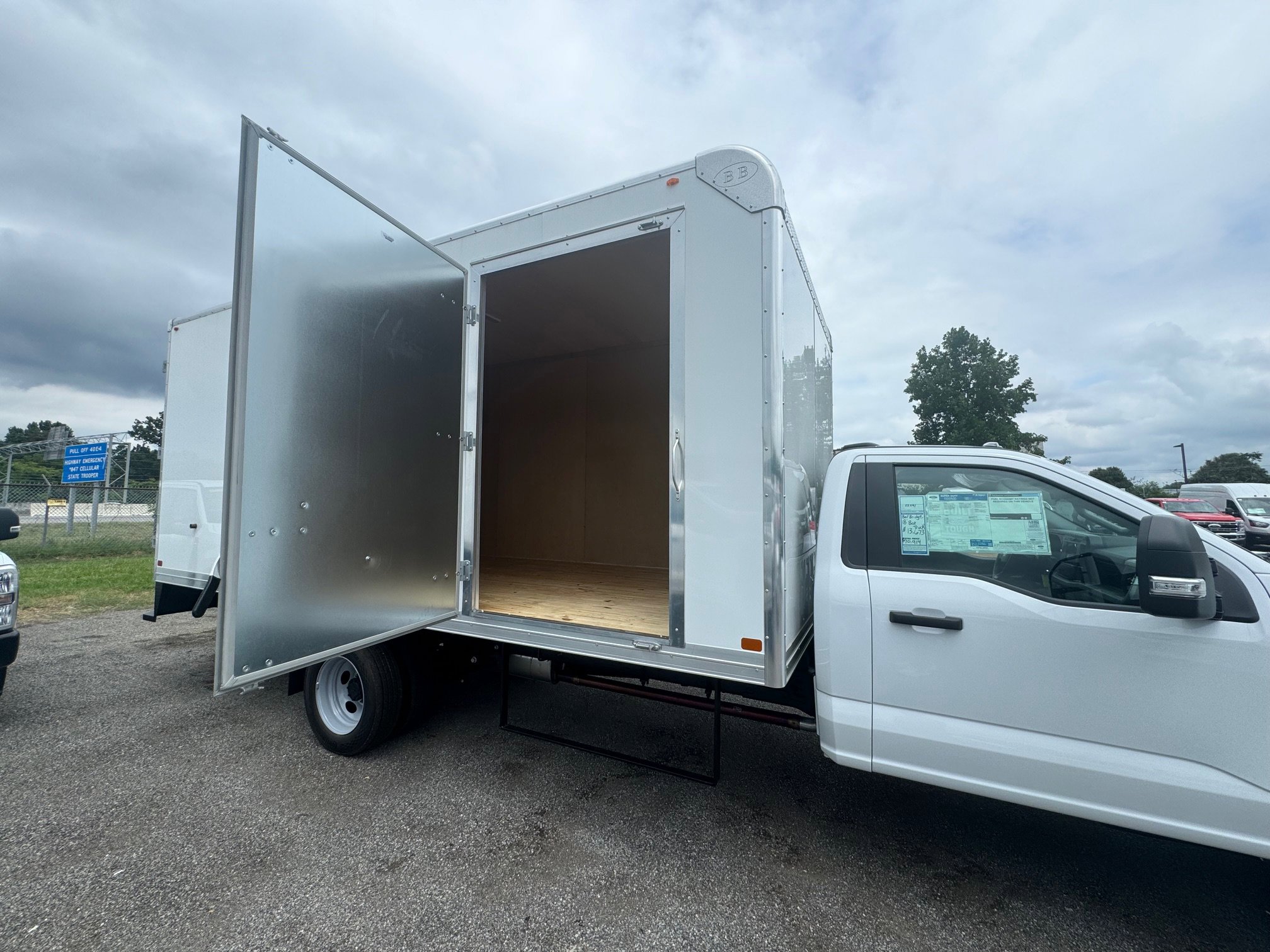 New 2025 Ford F450 XL image 3