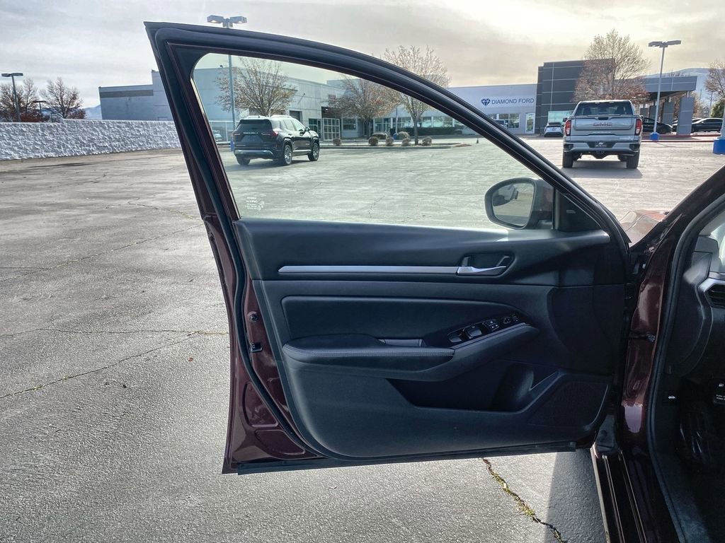 Used 2023 Nissan Altima 2.5 SV image 20