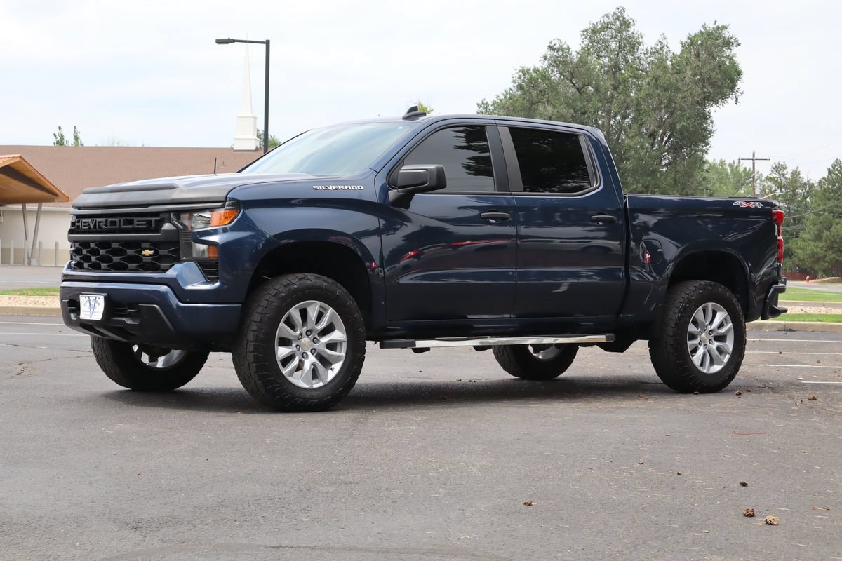 Used 2022 Chevrolet Silverado 1500 Custom AWD/4WD image 11