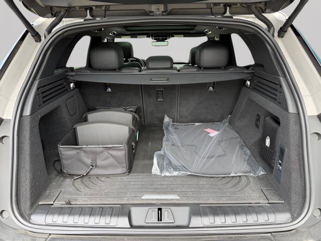 Certified 2025 Land Rover Range Rover Sport SE image 31