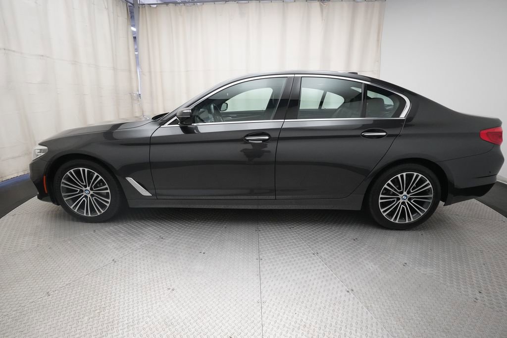Used 2017 BMW 530i xDrive AWD/4WD image 25