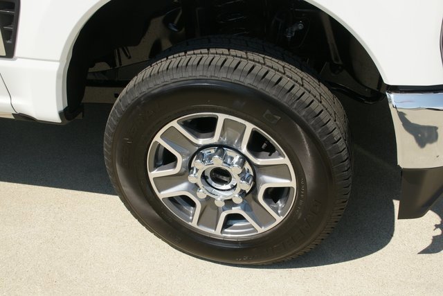 New 2026 Ford F250 Lariat image 8