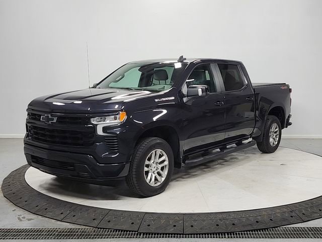 Used 2024 Chevrolet Silverado 1500 RST w/ Convenience Package II image 3