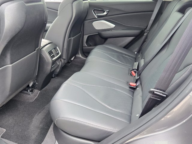 Certified 2026 Acura RDX w/ Technology Package AWD/4WD image 11