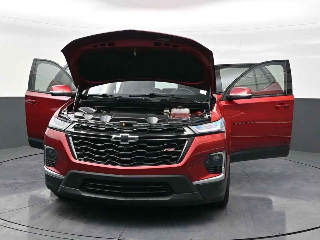Used 2022 Chevrolet Traverse RS FWD image 34