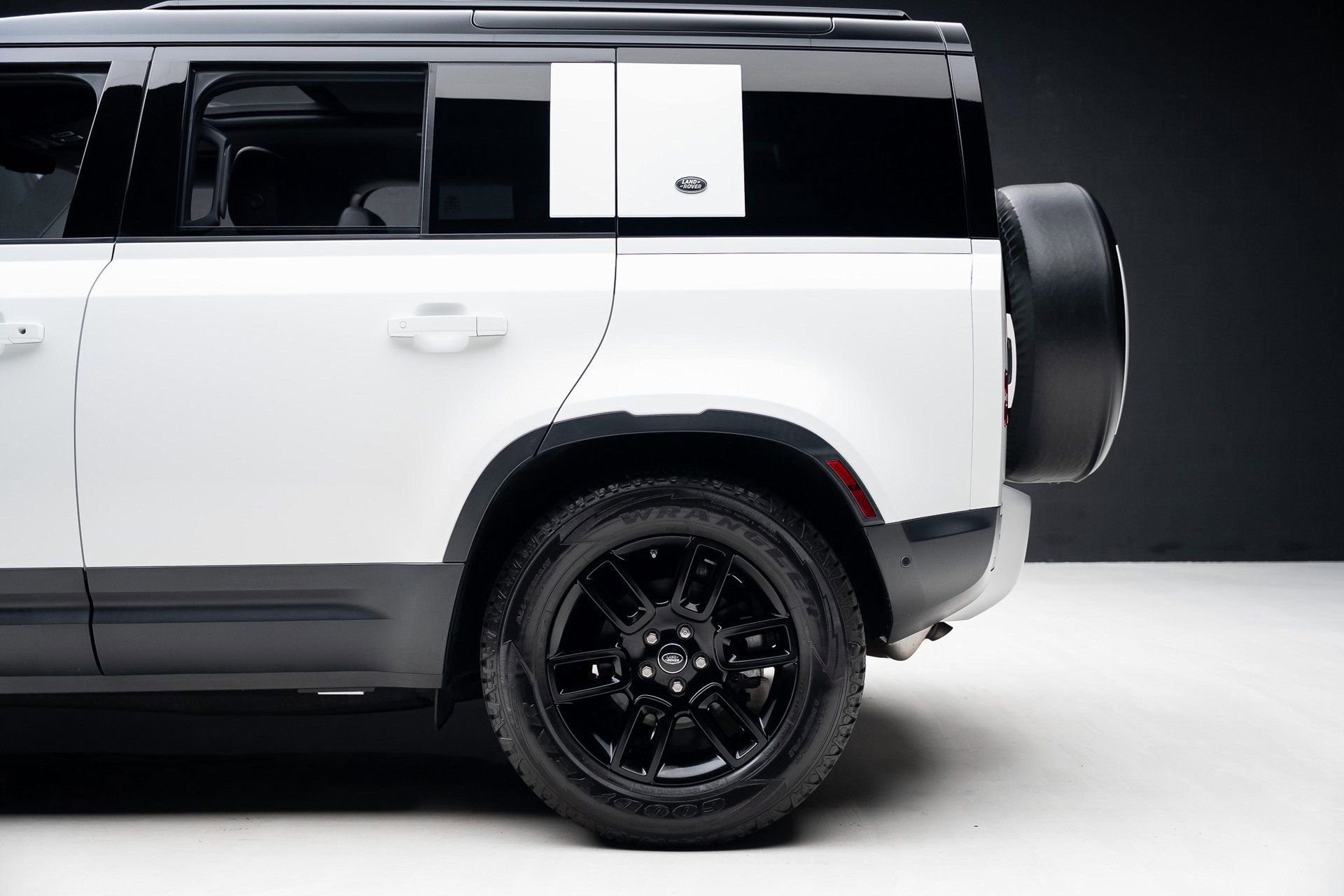 Used 2021 Land Rover Defender 110 S image 20