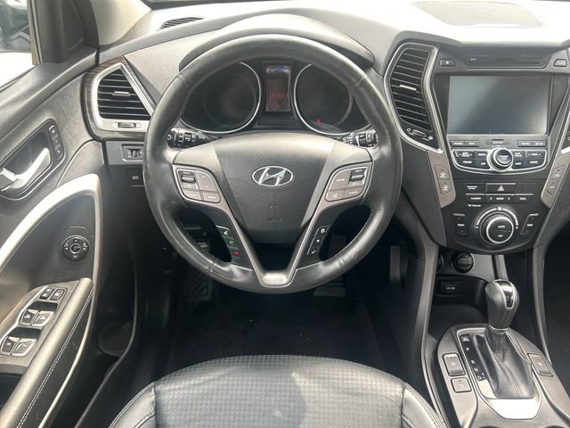 Used 2016 Hyundai Santa Fe Sport 2.0T w/ Option Group 05 AWD/4WD image 18