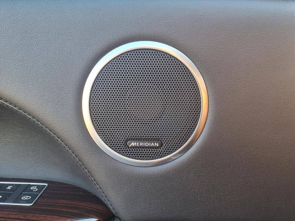 Used 2014 Land Rover Range Rover Supercharged image 20