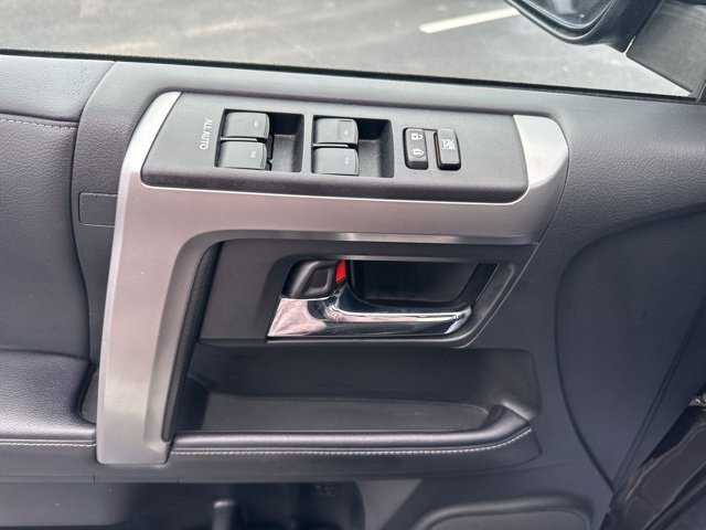 Used 2023 Toyota 4Runner SR5 image 33