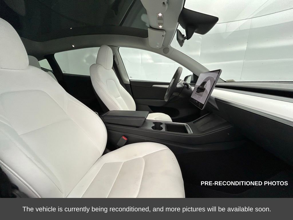 Used 2024 Tesla Model Y Performance image 15