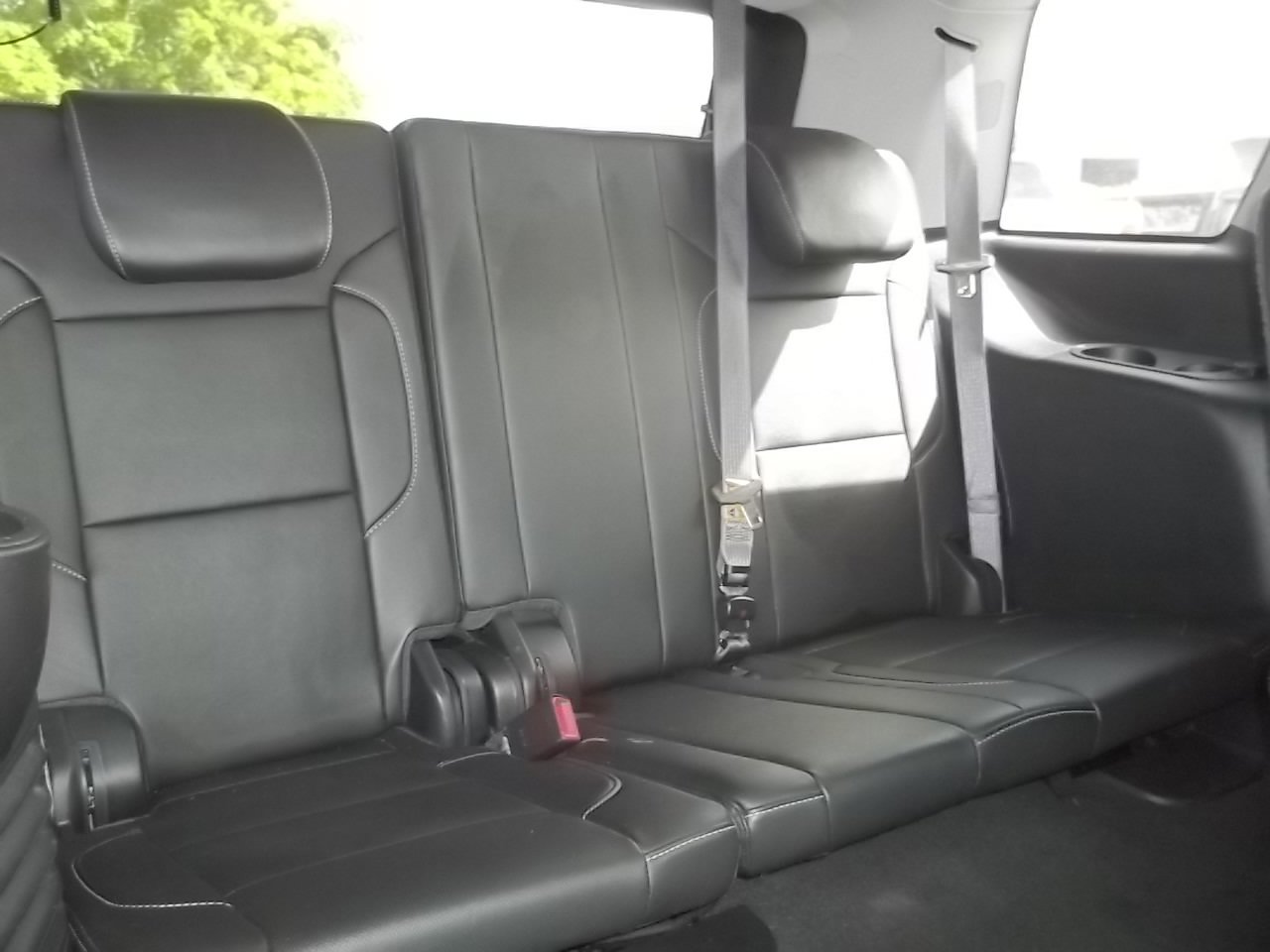 Used 2016 GMC Yukon SLT w/ Open Road Package image 11