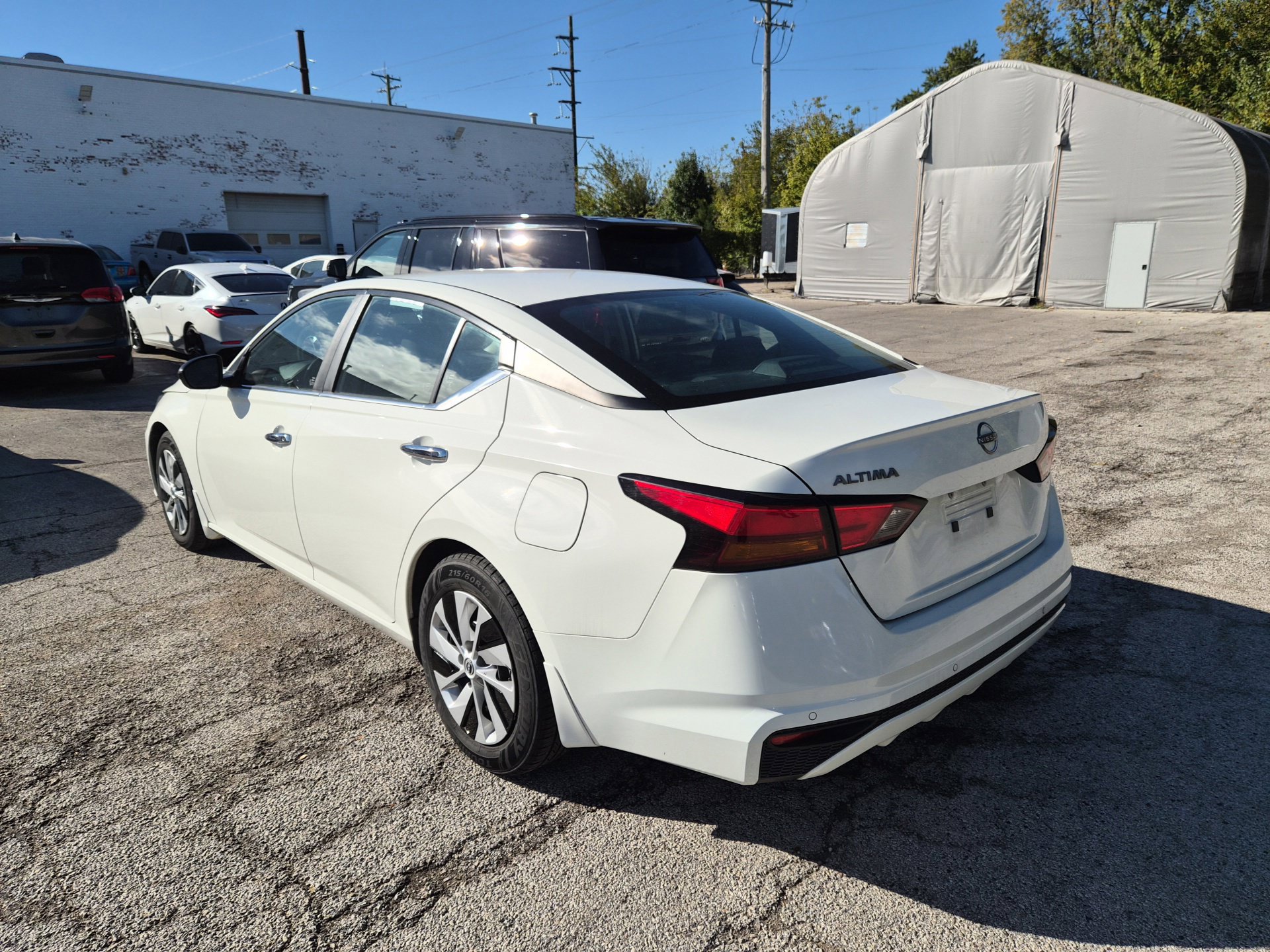 Used 2024 Nissan Altima 2.5 S FWD image 13