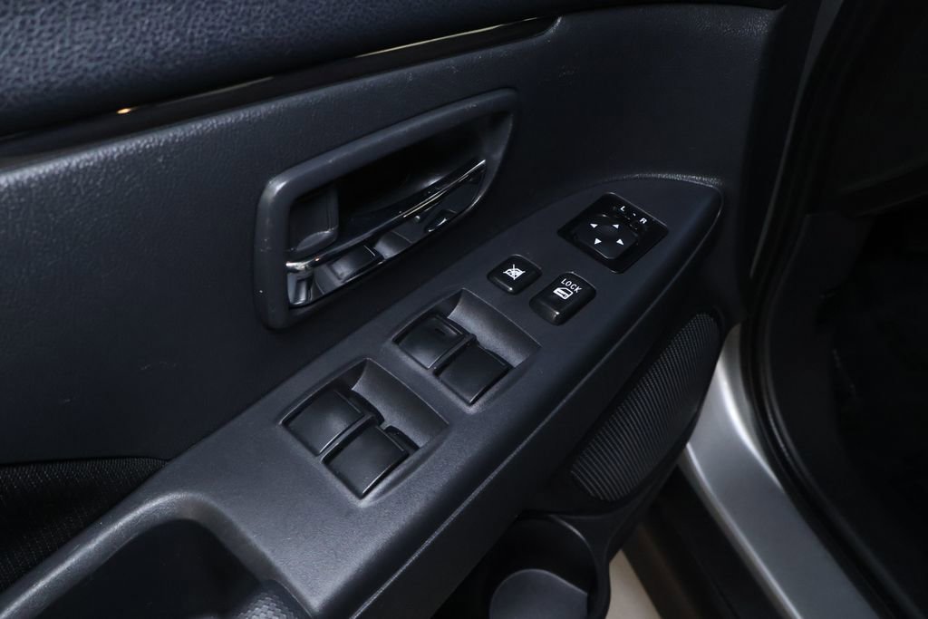 Used 2025 Mitsubishi Outlander Sport ES image 12