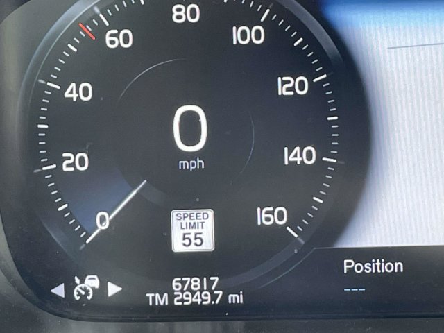 Used 2018 Volvo S90 T5 Momentum w/ Protection Package FWD image 22