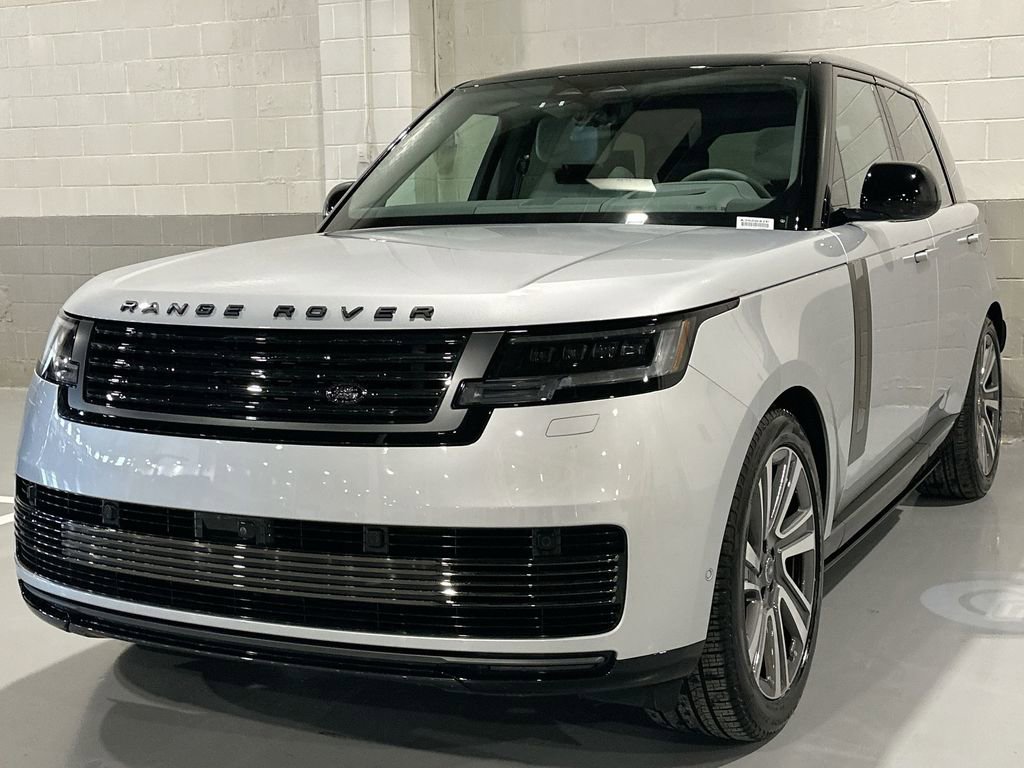 Used 2025 Land Rover Range Rover SV image 1