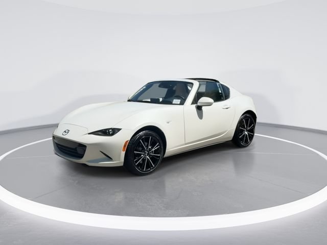New 2026 MAZDA MX-5 Miata Club w/ Interior Package RWD image 4