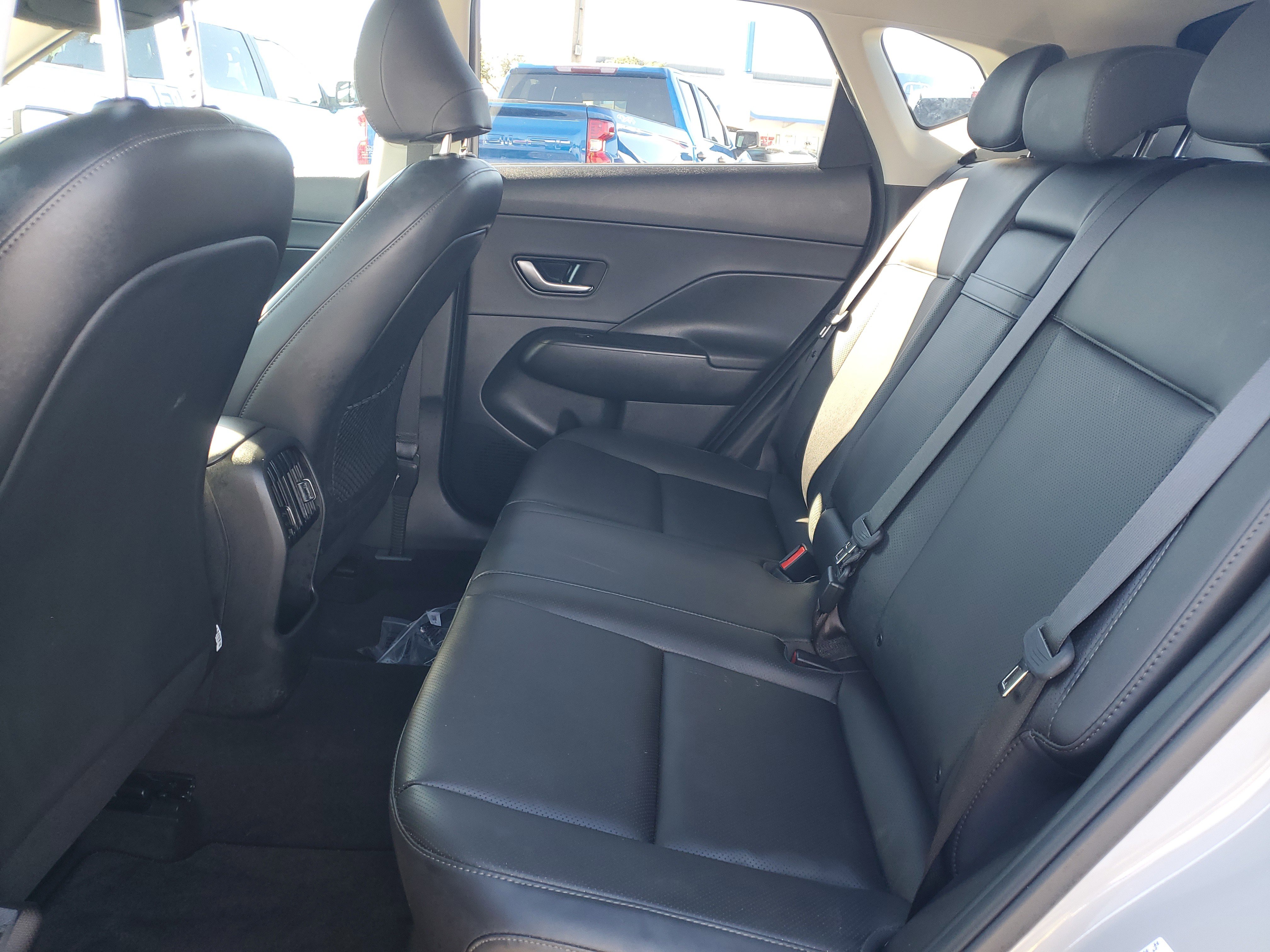 Used 2024 Hyundai Kona Limited image 15