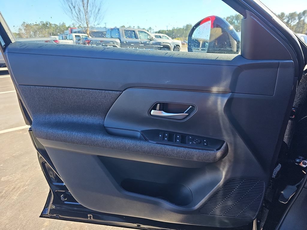 New 2026 Nissan Kicks SV w/ SV Premium Package FWD image 29