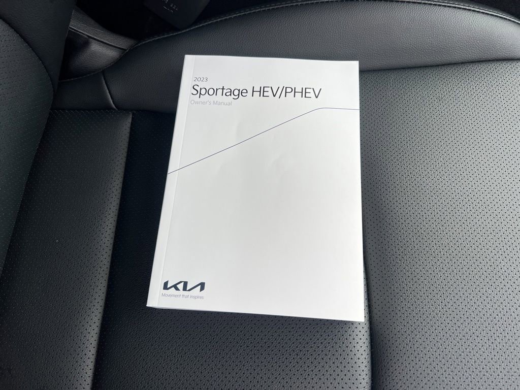 Certified 2023 Kia Sportage EX image 25