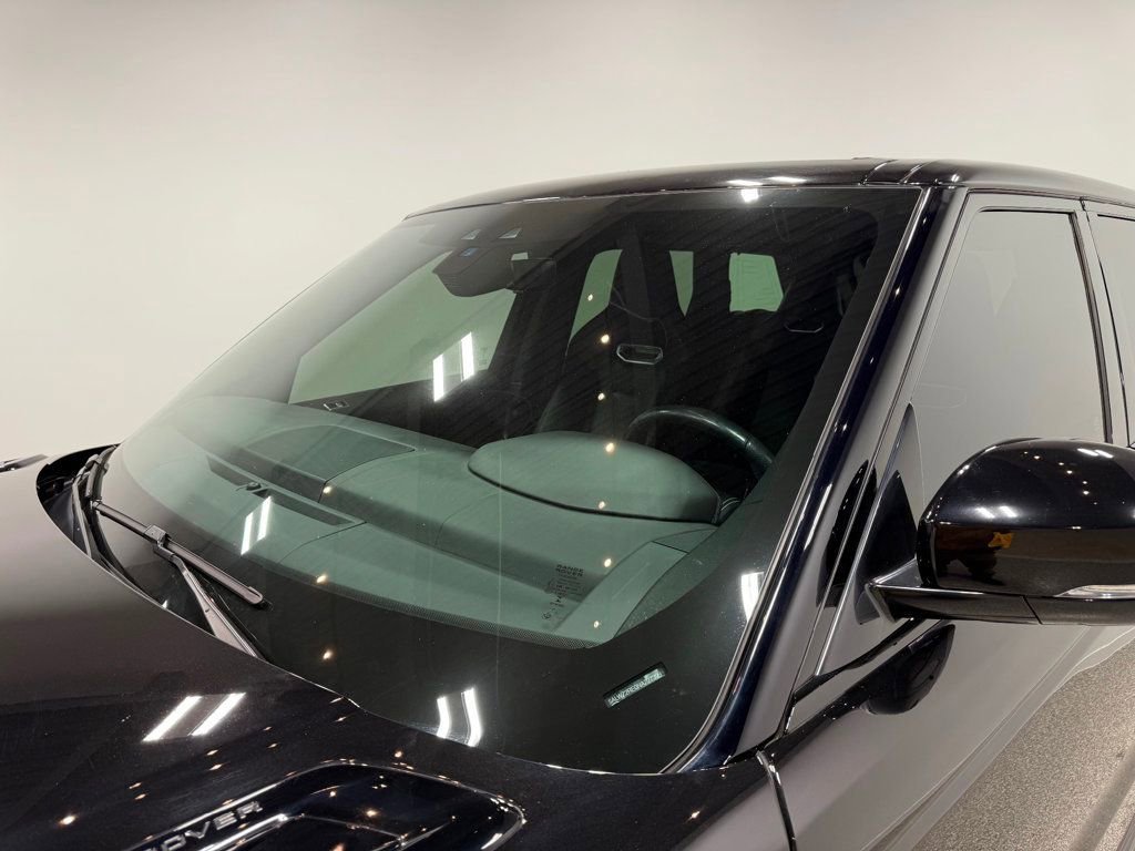 Used 2022 Land Rover Range Rover Sport SVR image 23