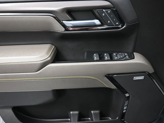 Used 2023 Chevrolet Silverado 1500 ZR2 image 13