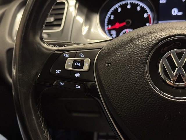 Used 2019 Volkswagen Golf Alltrack S AWD/4WD image 16