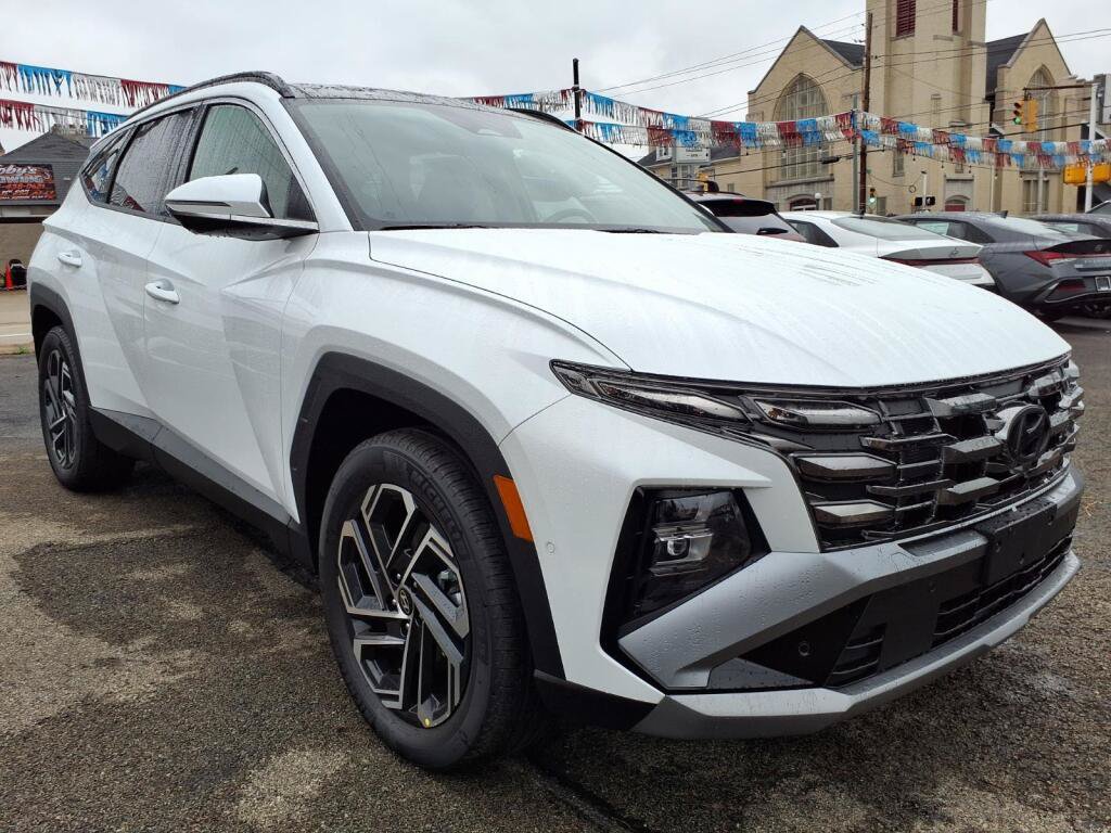 New 2026 Hyundai Tucson Limited AWD/4WD image 2