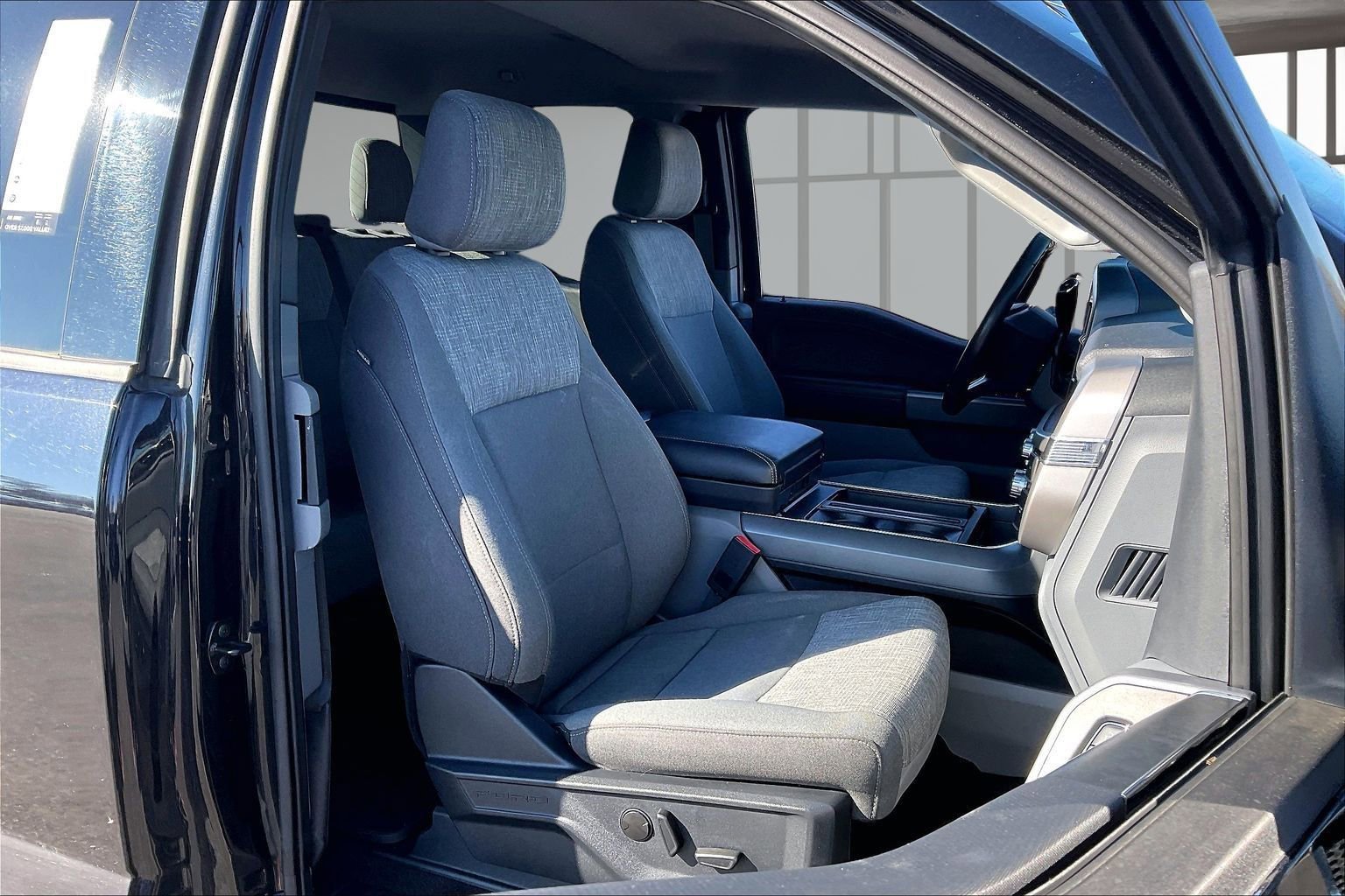 Used 2022 Ford F150 XLT w/ Equipment Group 302A High image 30