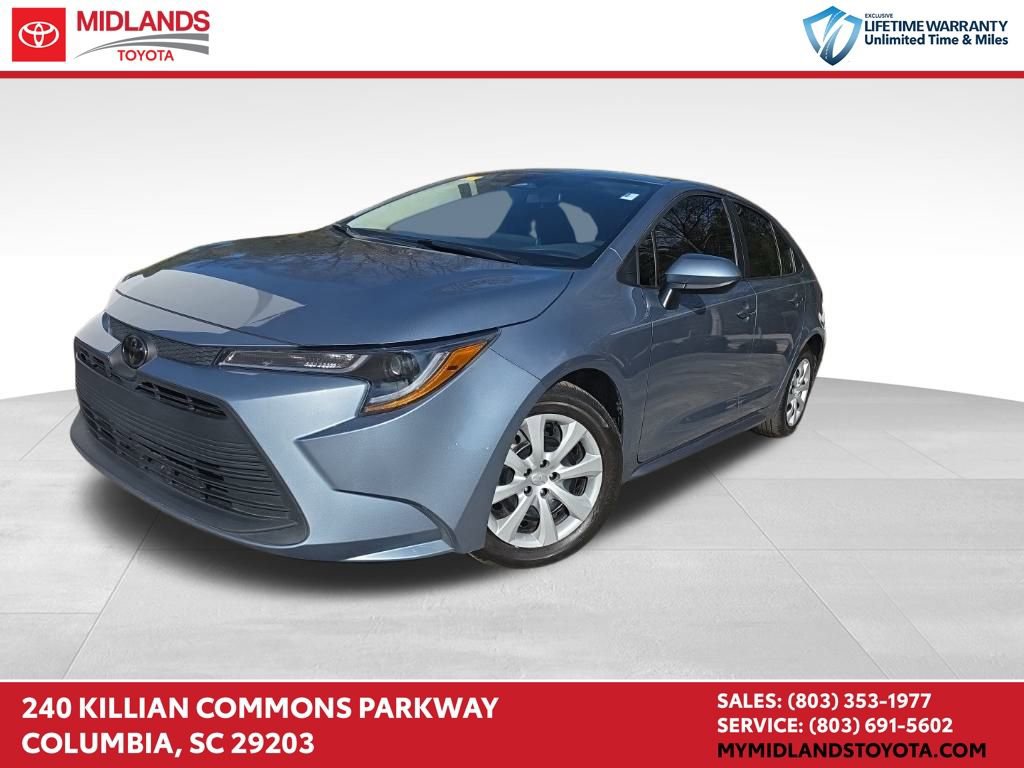 Used 2024 Toyota Corolla LE image 1