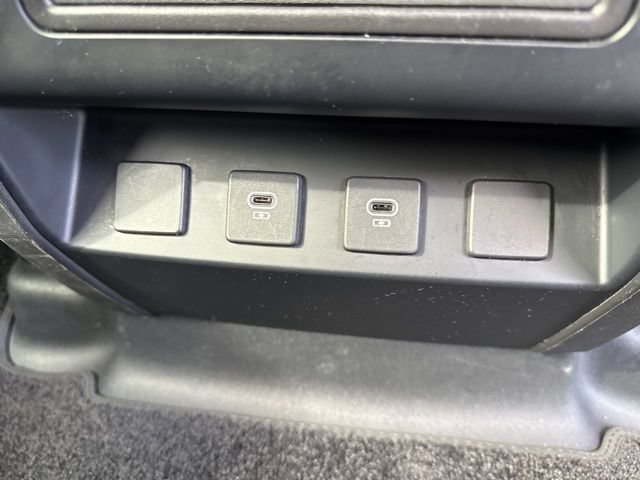 Used 2025 Land Rover Defender 110 S AWD/4WD image 24
