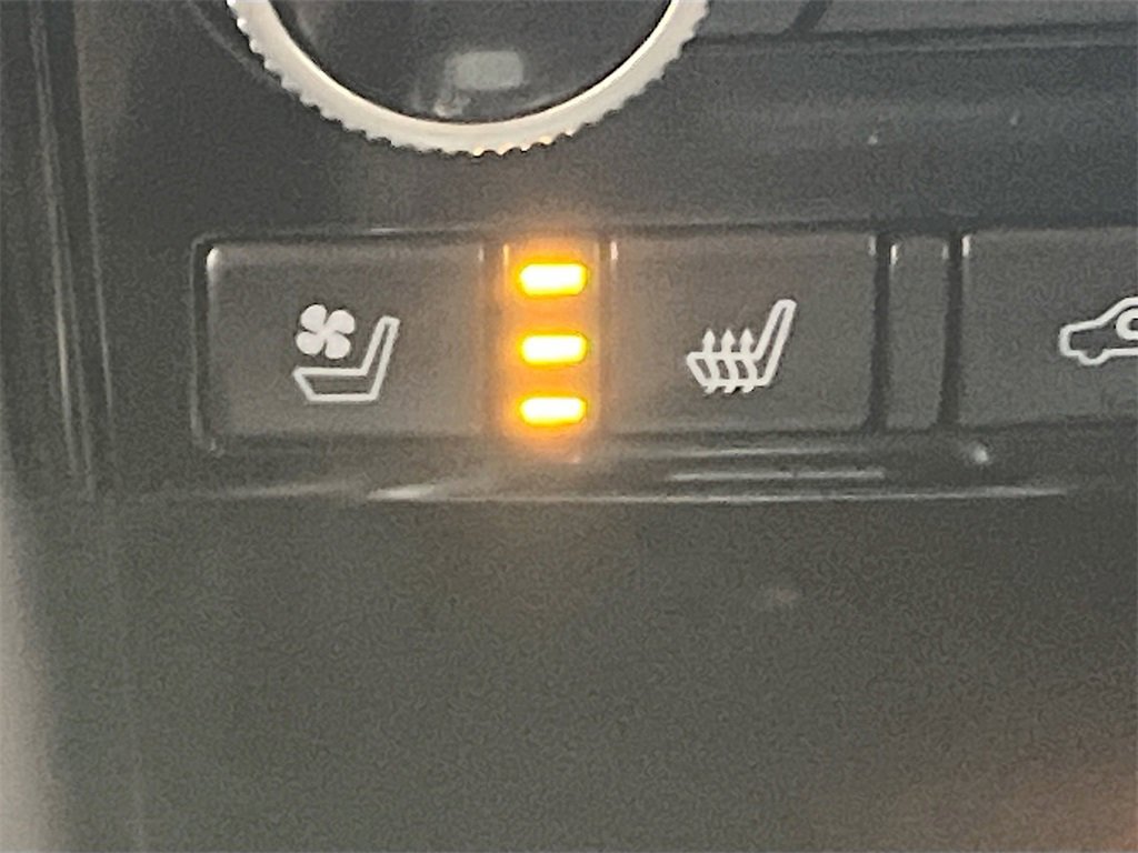 Used 2020 Subaru Ascent Touring w/ Popular Package #3 image 21