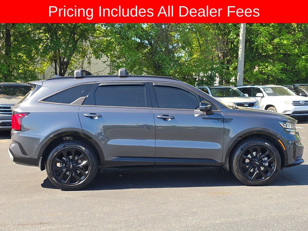 Certified 2023 Kia Sorento SX AWD/4WD image 2