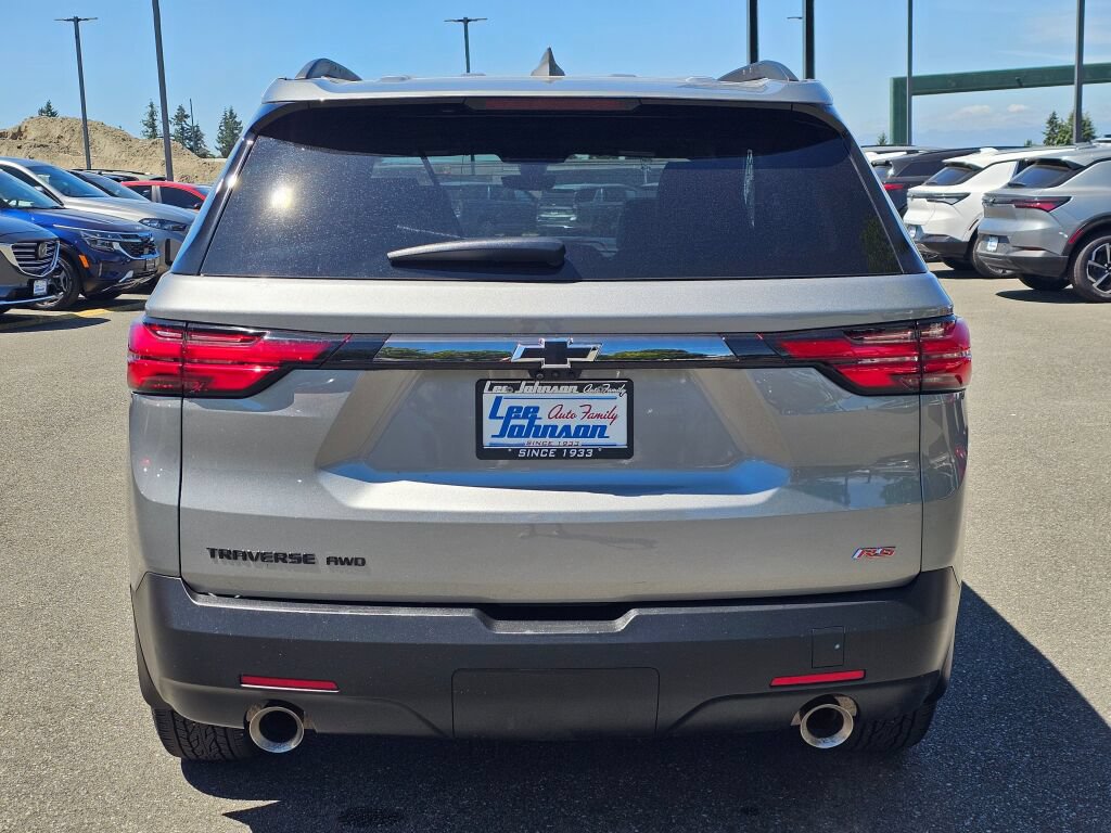 Used 2023 Chevrolet Traverse RS AWD/4WD image 6