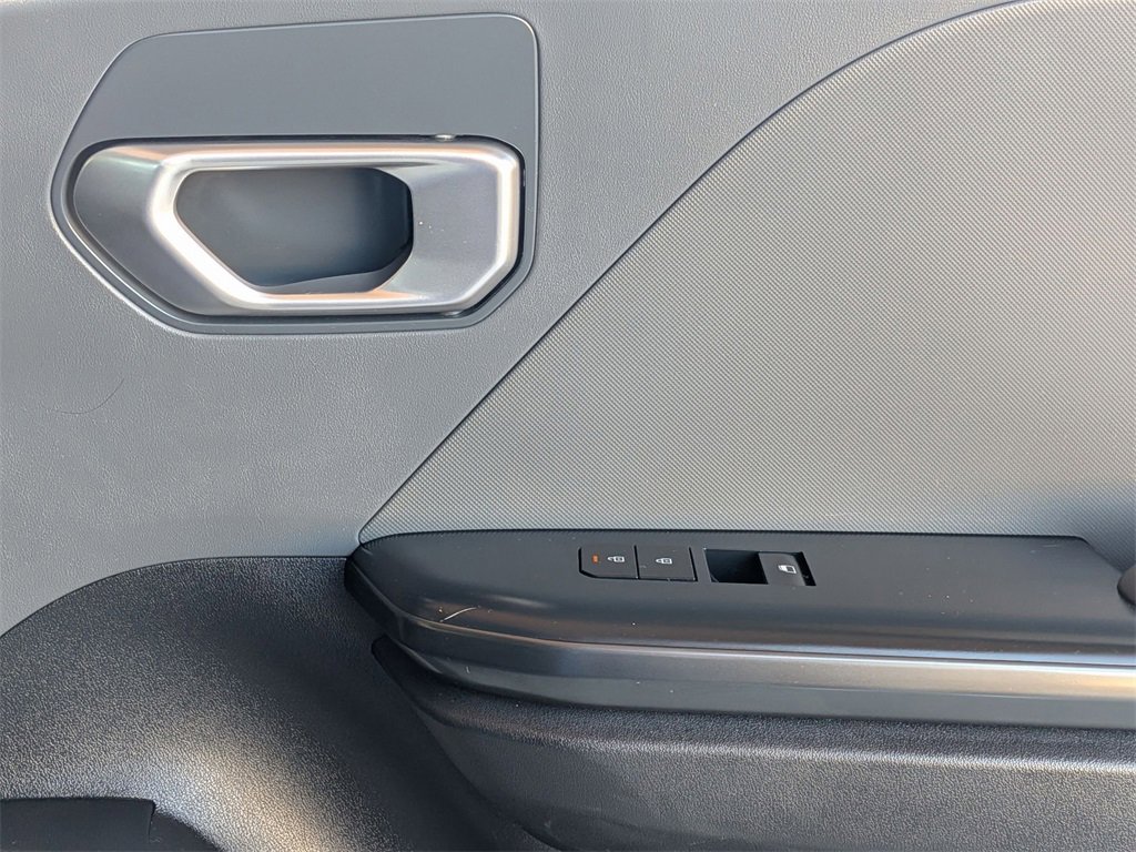 Used 2025 Kia K4 LXS image 34