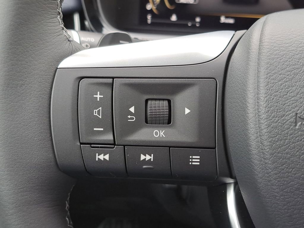 New 2026 INFINITI QX60 Sport w/ Dark Cargo Package image 9