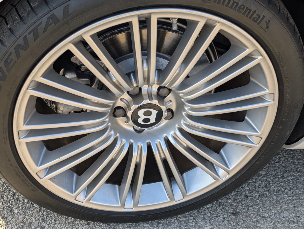 Used 2010 Bentley Continental GT Speed image 37