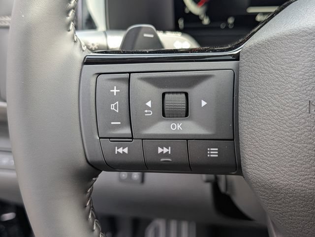 New 2026 Nissan Pathfinder Platinum w/ Accent Package AWD/4WD image 25